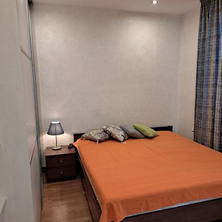 Andyshaun Service Appartments Riga Eksteriør billede