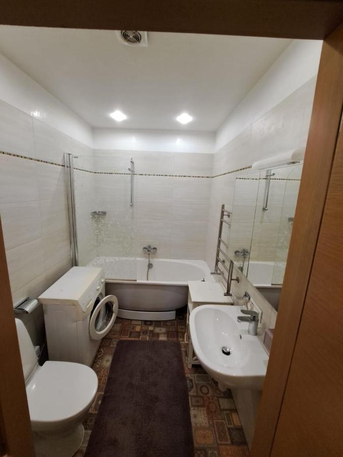 Andyshaun Service Appartments Riga Eksteriør billede